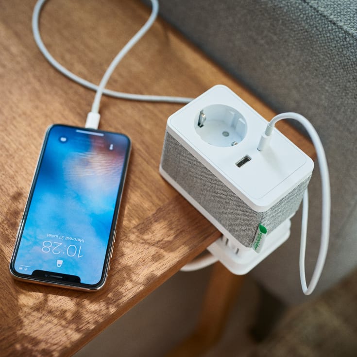 Unica Bordstikkontakt enkel m/USB A/C hvit