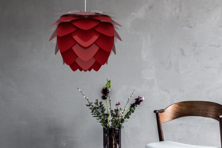 Umage Aluvia lampskärm, röd, Ø59 cm