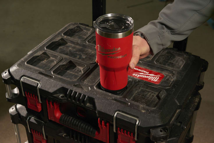 Milwaukee PACKOUT™ termokop rød 887 ml