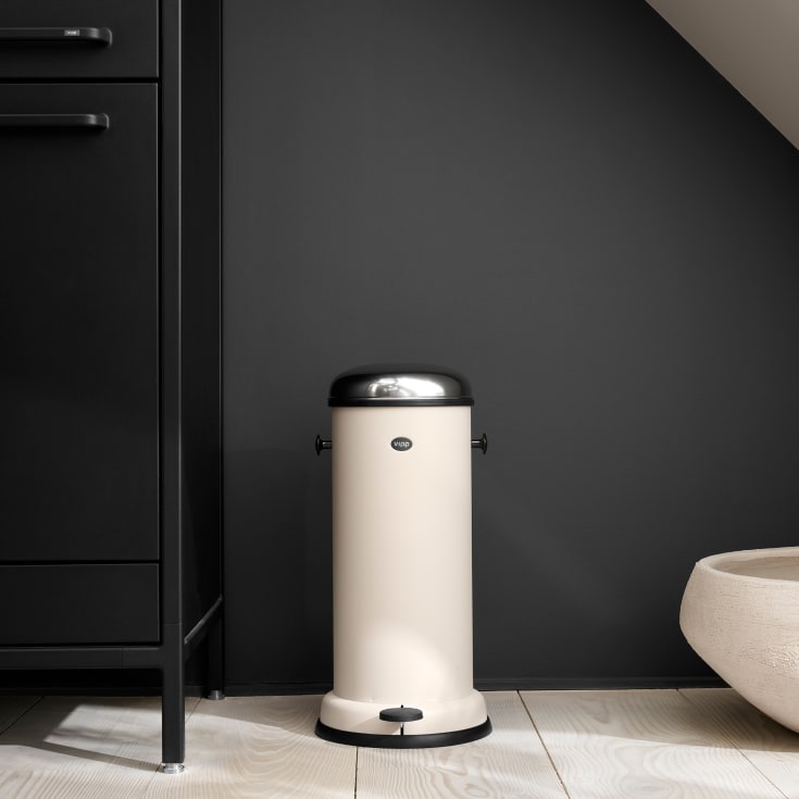 Vipp 16 avfallsbøtte, 18 liter, pedal, beige