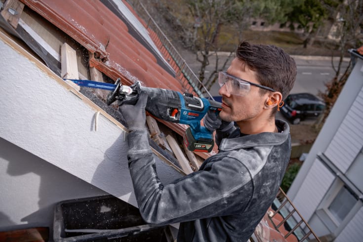Bosch bajonetsav GSA 18V-28, solo, L-Boxx