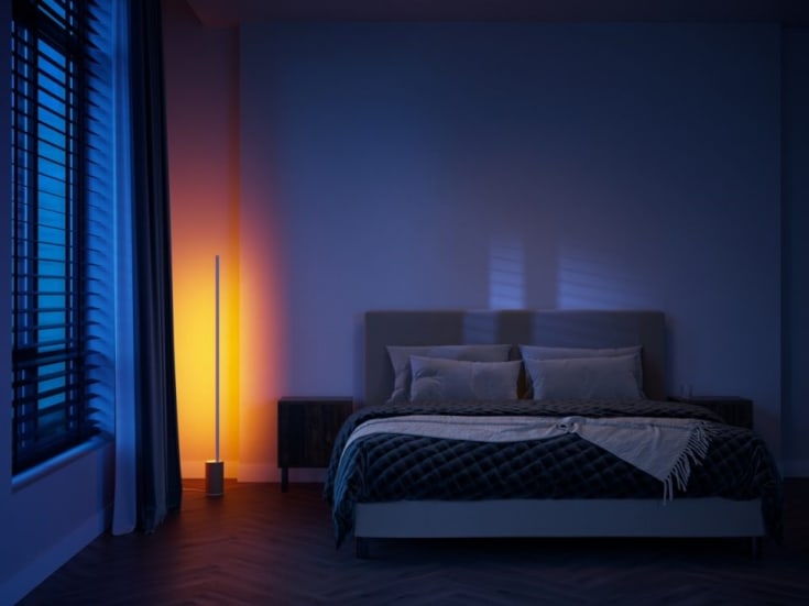 Philips Hue Signe Gradient gulvlampe, træ