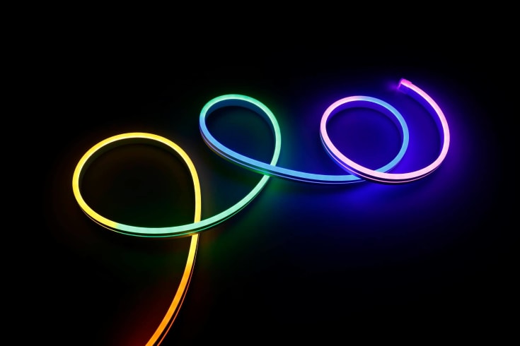 Eglo LED strip med farvet lys & mikrofon