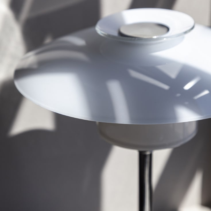 Halo Design Scandinavian bordslampa