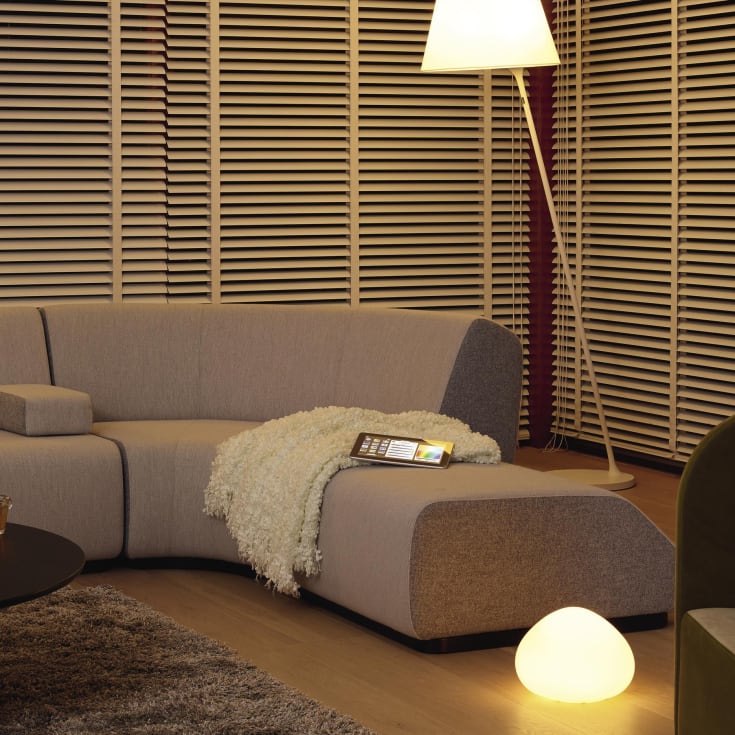 Philips Hue White E14 kertepære, 2700K, 5,5W