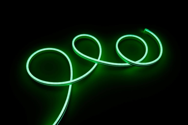 Eglo LED strip med farvet lys & mikrofon