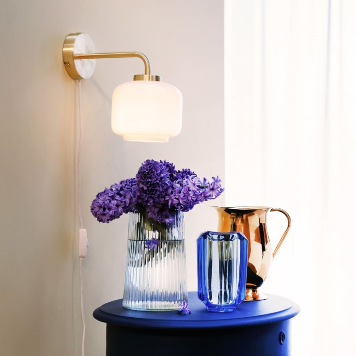 Dyberg Larsen Arp vägglampa