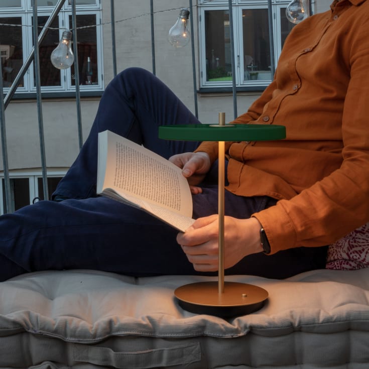 Umage Asteria Move uppladdningsbar bordslampa, grön