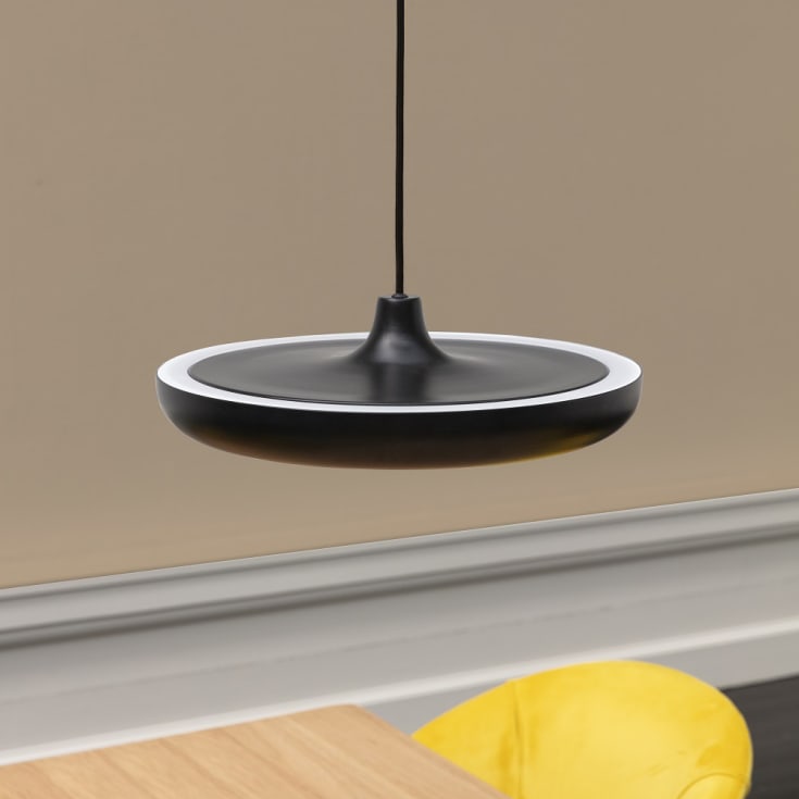 Umage Cassini pendellampa, svart, Ø40 cm
