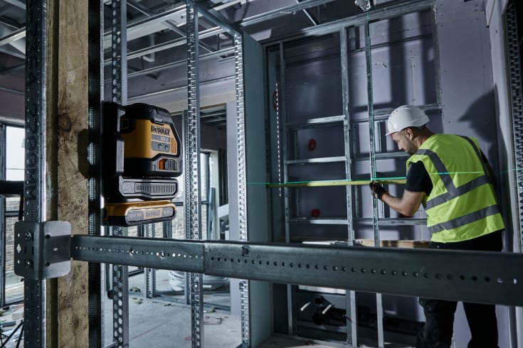 DeWalt 18V XR DCLE34021N-XJ krydslinjelaser, grøn, uten batteri