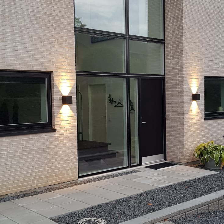 Antidark Arca vägglampa utomhus, H15 cm