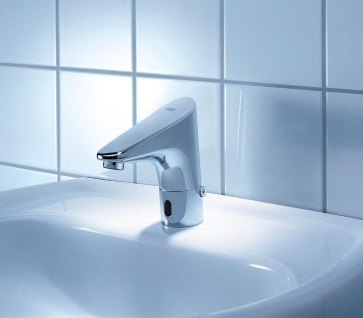 Grohe Europlus tvättställsblandare, beröringsfri, krom