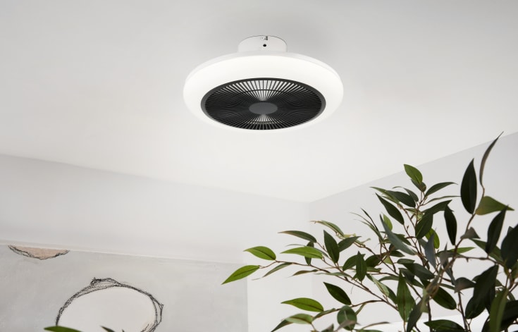 Eglo Kostrena ventilator med lys, hvid/sort