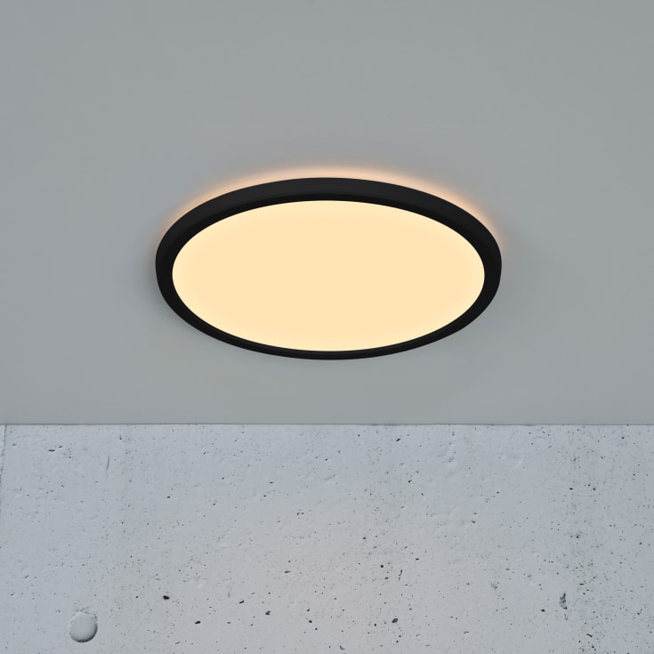 Nordlux Oja plafond, 3-trins-dæmp, 2700K, sort, Ø42 cm