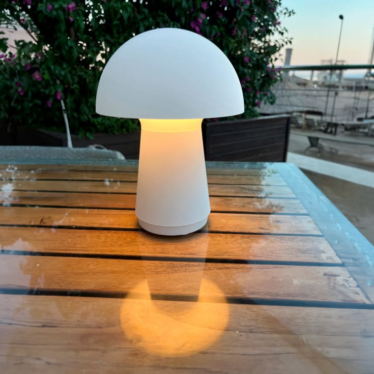 Veli Line oppladbar bordlampe, hvit
