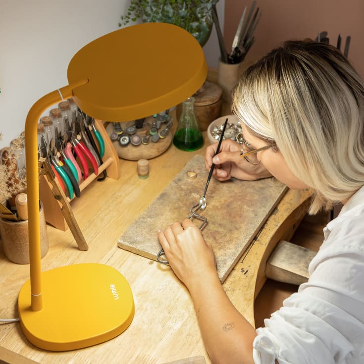 Lumie Task lysterapilampe, gul