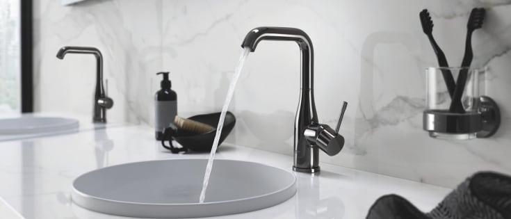Grohe Essence tvättställsblandare, svart krom