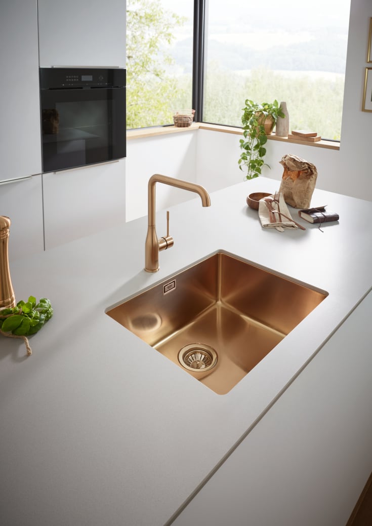 Grohe Essence köksblandare, borstad koppar