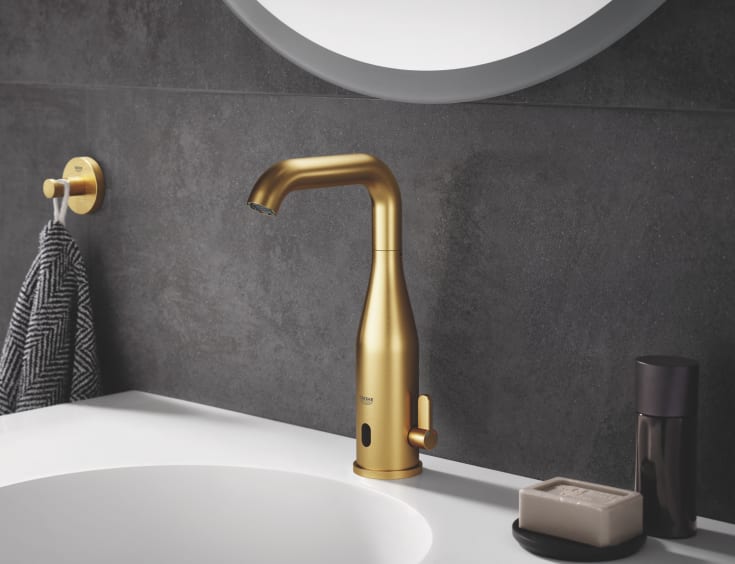 Grohe Essentials handdukskrok, borstad mässing