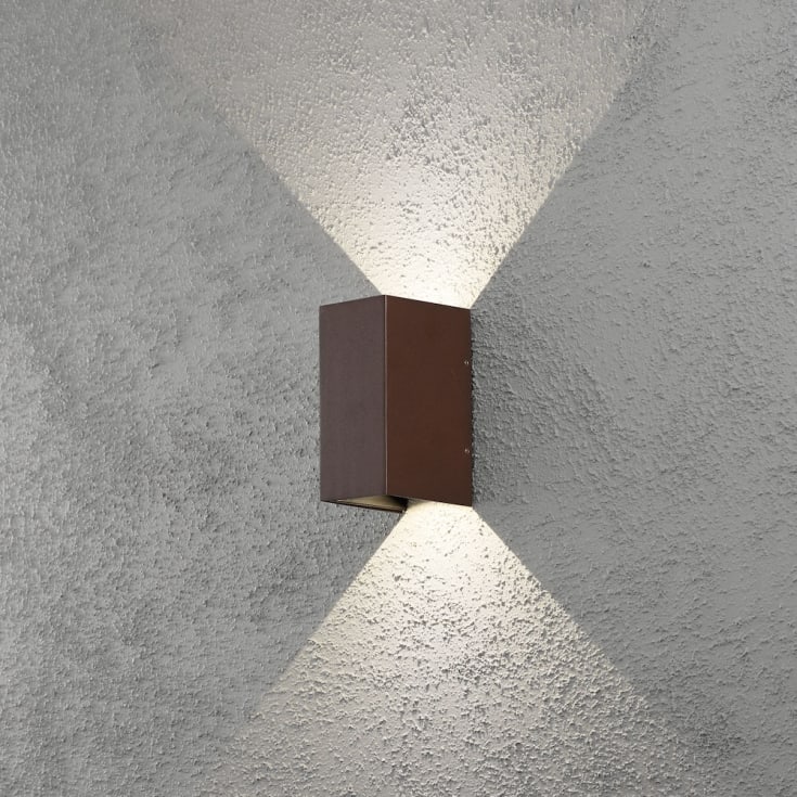 Konstsmide Cremona vägglampa utomhus