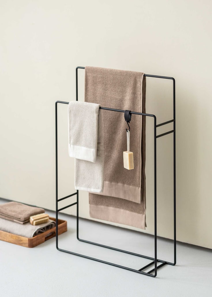 Metallbude Delaya handduksstativ, 60 cm, svart