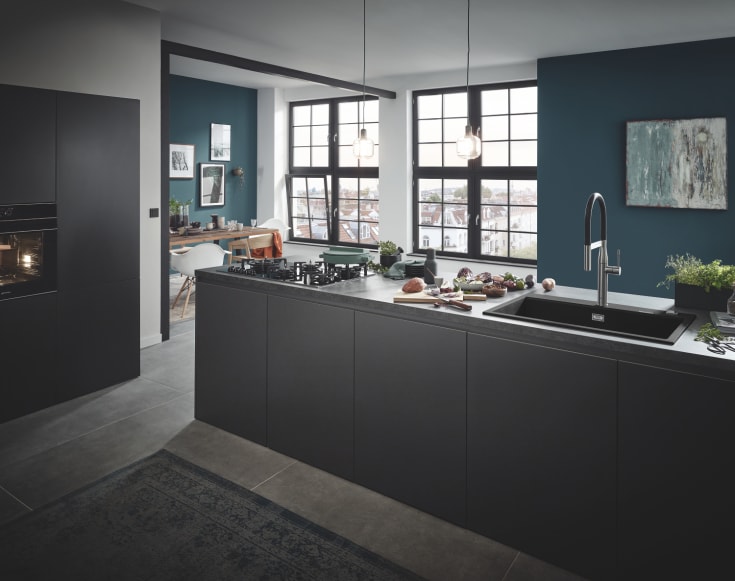 Grohe Essence kjøkkenbatteri, stål