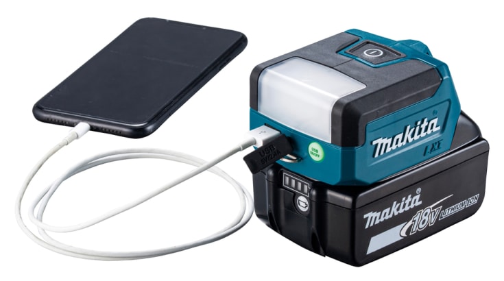 Makita LED-lampa DML817, 18 V, 150/300 lumen, USB-adapter