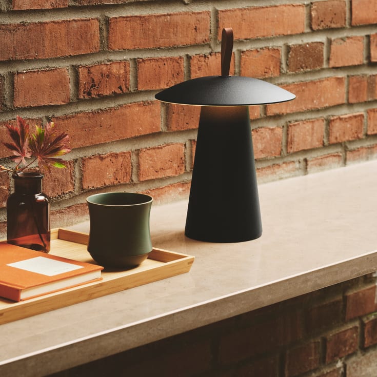 Nordlux Ara To-Go uppladdningsbar bordslampa utomhus, svart