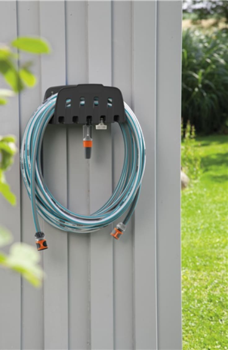 Gardena veggmontert slangeholder, med brakett, 35 m kapasitet, grå