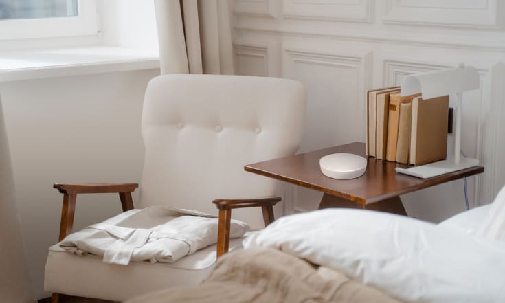 Airthings Wave Plus radon- och luftkvalitetsmätare, vit