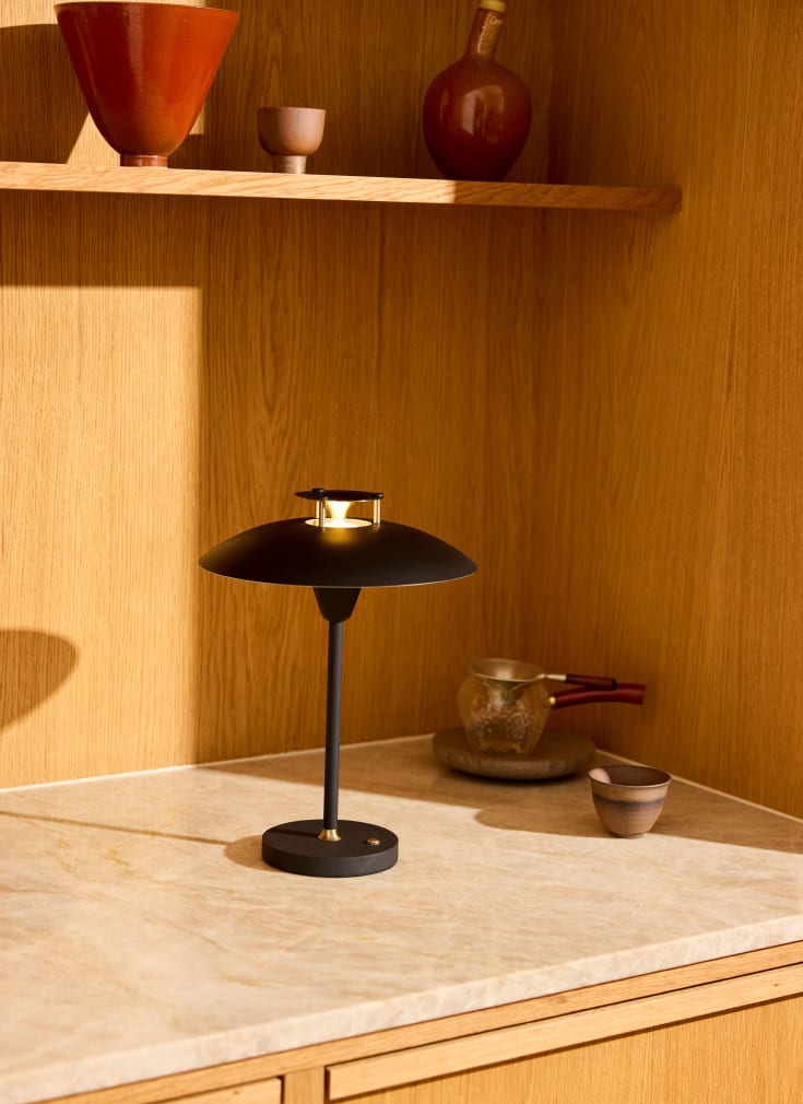 4 stk Halo Design Stepp 1-2-3 genopladelig bordlampe, sort