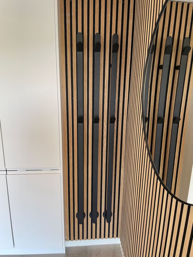 TVS Plus 1F håndklædetørrer, el, 1530x80 cm, sort