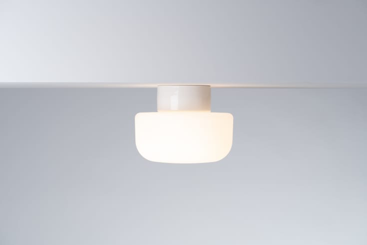 Ifö Electric Solenne loft-/væglampe, hvid, Ø21 cm