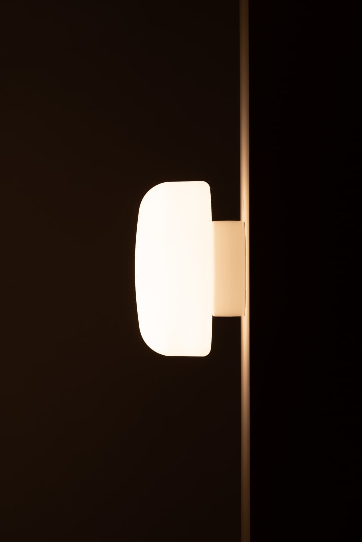 Ifö Electric Solenne loft-/væglampe, hvid, Ø25 cm