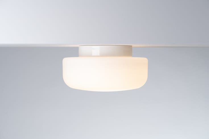 Ifö Electric Solenne loft-/væglampe, hvid, Ø36 cm