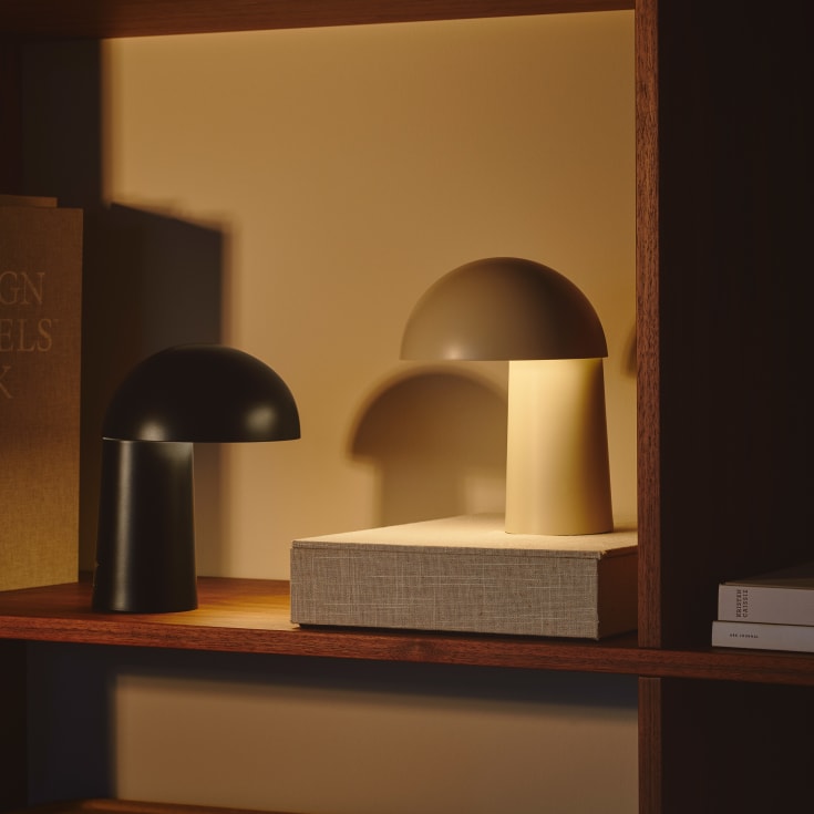 Dftp Faye genopladelig bordlampe, sort