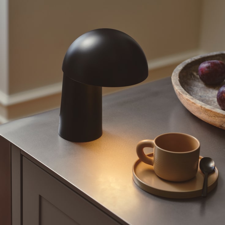 Dftp Faye genopladelig bordlampe, sort