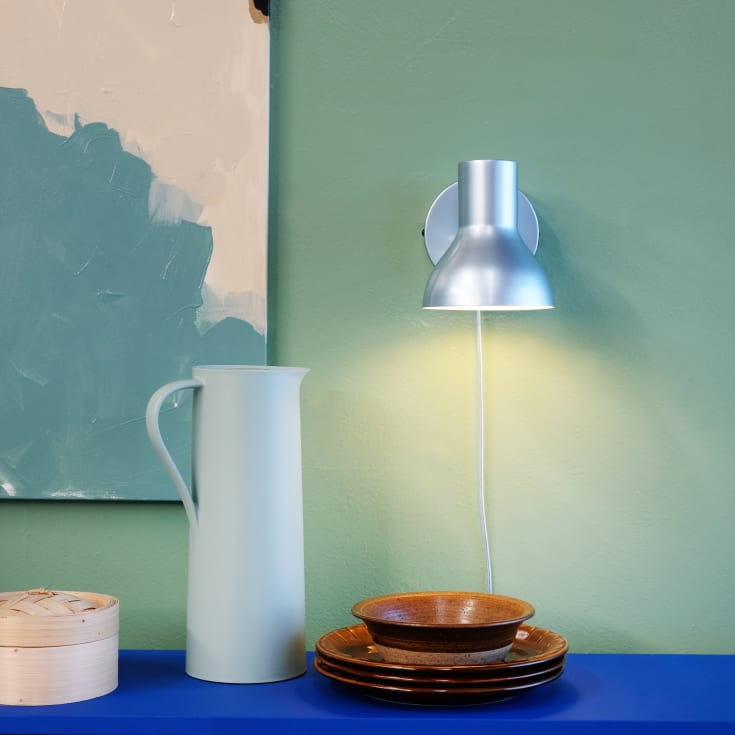 Dyberg Larsen Bob vägglampa, blå