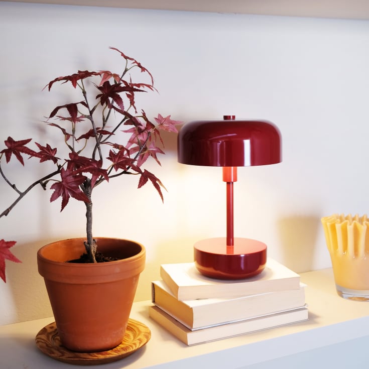 Dyberg Larsen Haipot oppladbar bordlampe, rød