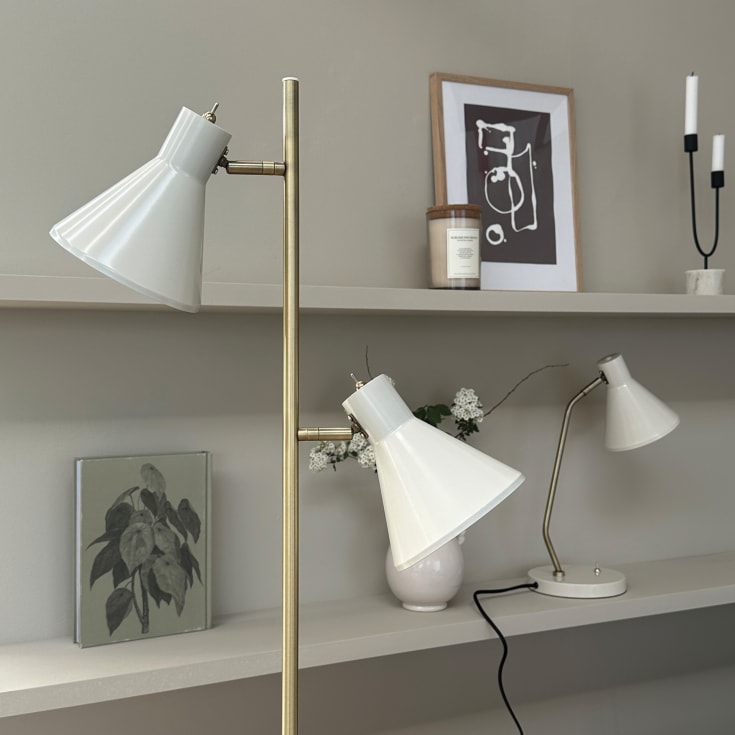 Dyberg Larsen Sleep golvslampa, vit
