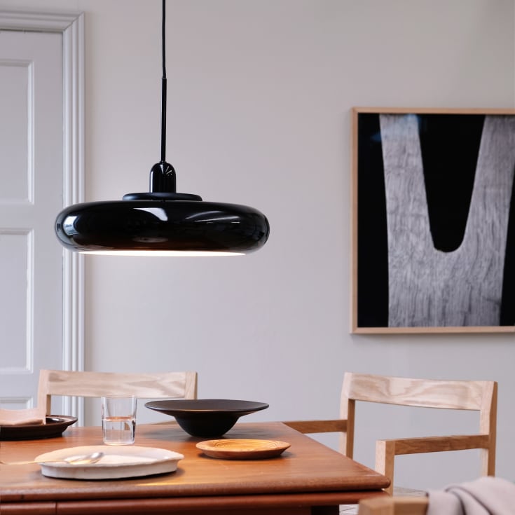 Dyberg Larsen Planet pendel, sort