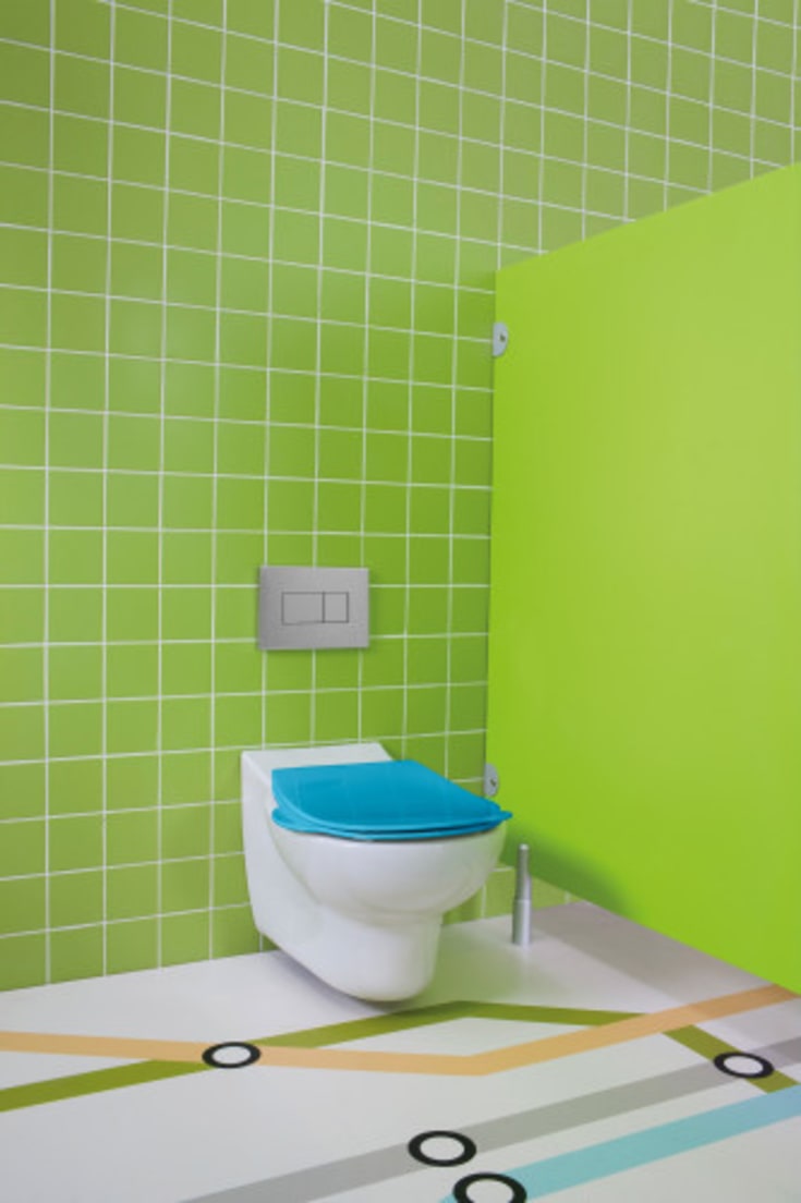 Ideal Standard Contour 21 væghængt børnetoilet, uden skyllekant, hvid