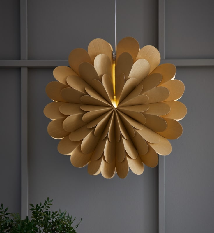 Markslöjd Maravilla julestjerne med lys, 60 cm, guld