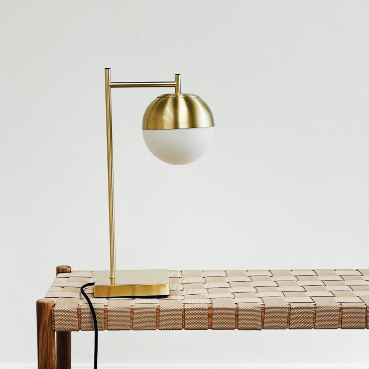 Dyberg Larsen Caen bordslampa
