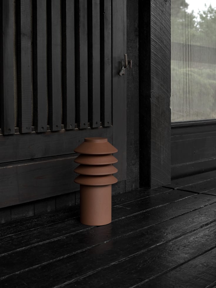 Louis Poulsen Bysted Garden trädgårdslampa, 3000K, ankare, corten, låg
