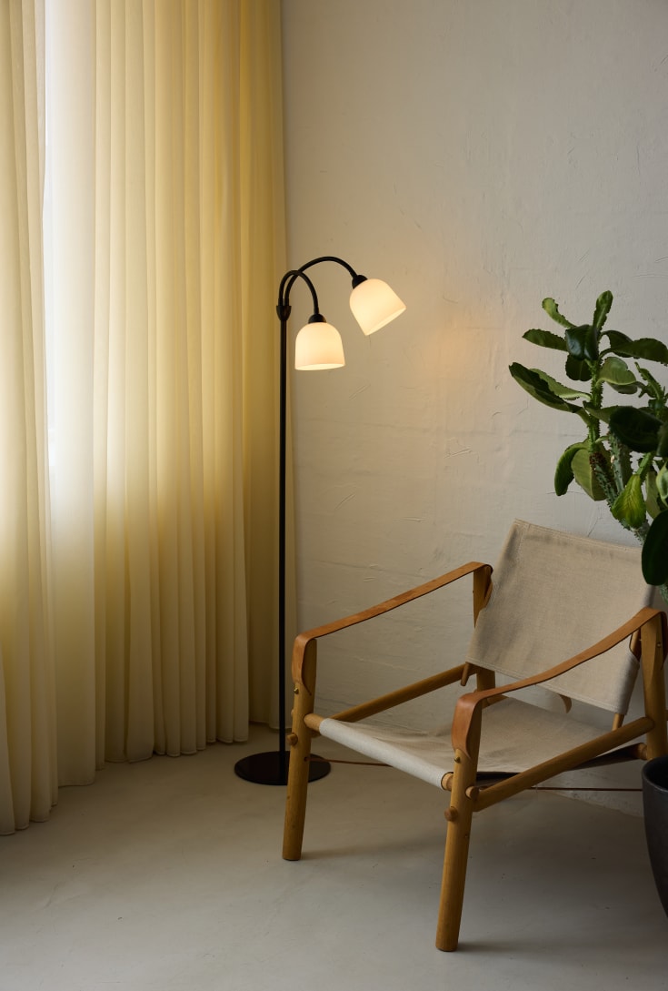 Halo Design Glow golvlampa, 2-armar