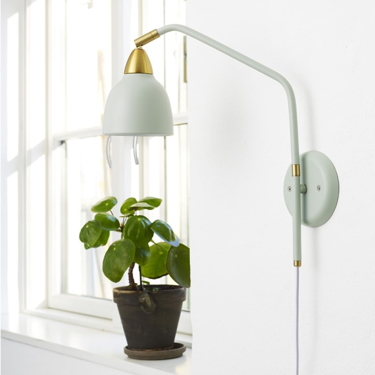 Superliving Urban vägglampe, hög, ljus grön
