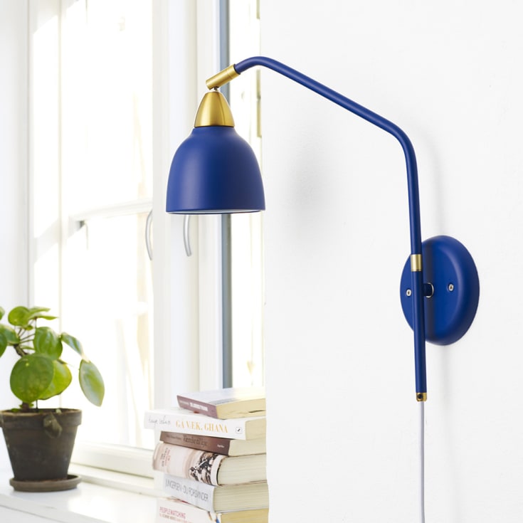 Superliving Urban vägglampe, hög, mörk blå