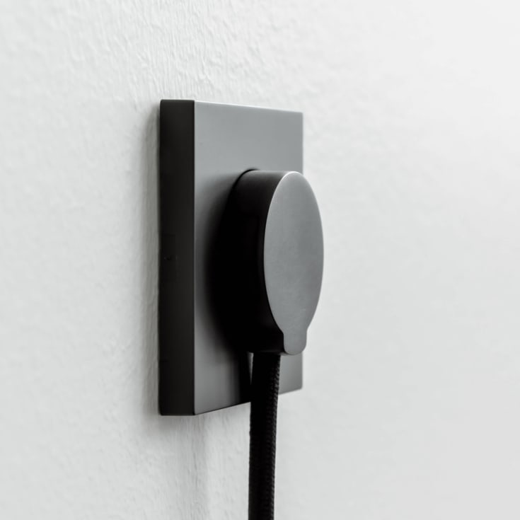 Norm F stikprop, schuko, med jord, sort