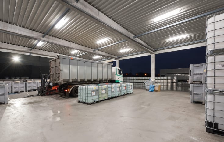 Planox Eco Farm 20/34W 840 3050/4950 lumen grå